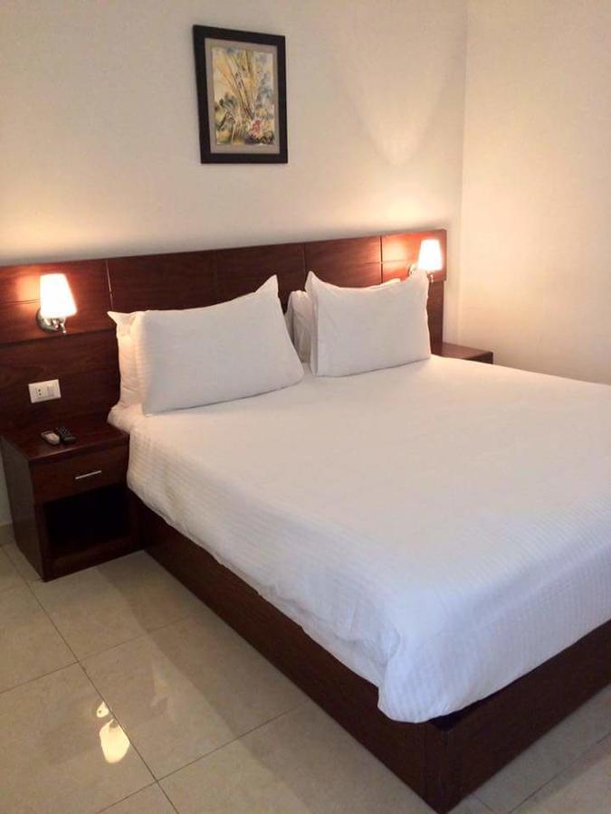 Hotel Bella Riva Kinshasa Bagian luar foto