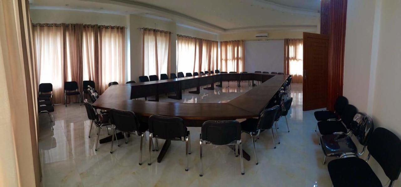 Hotel Bella Riva Kinshasa Bagian luar foto