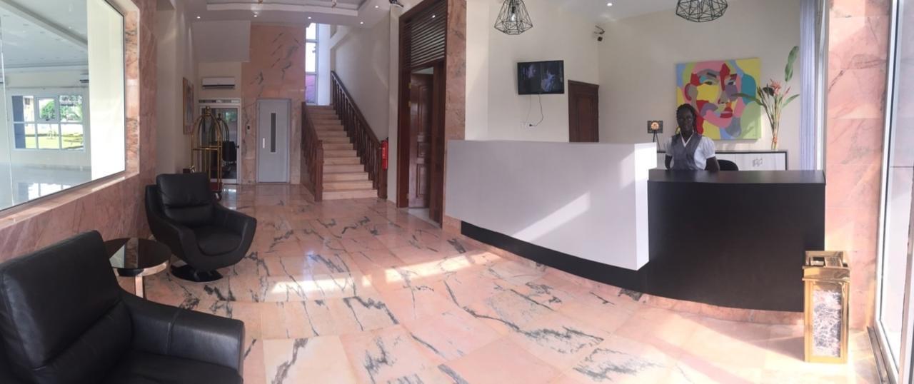 Hotel Bella Riva Kinshasa Bagian luar foto